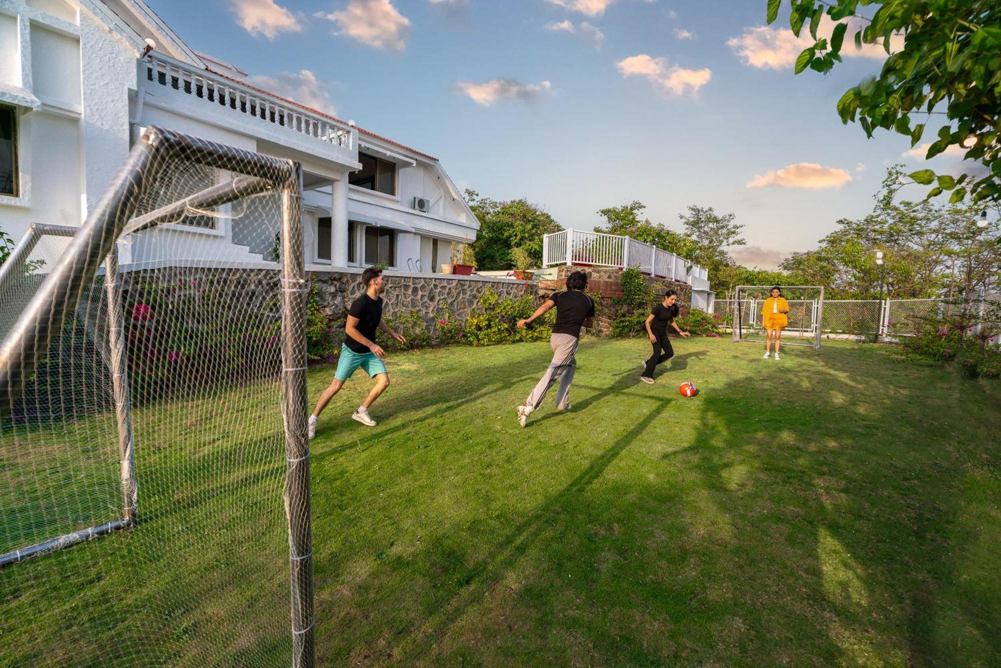 Ekostay Luxe - Casa Noah - Paddle Court & Sunset Point 로나발라 외부 사진